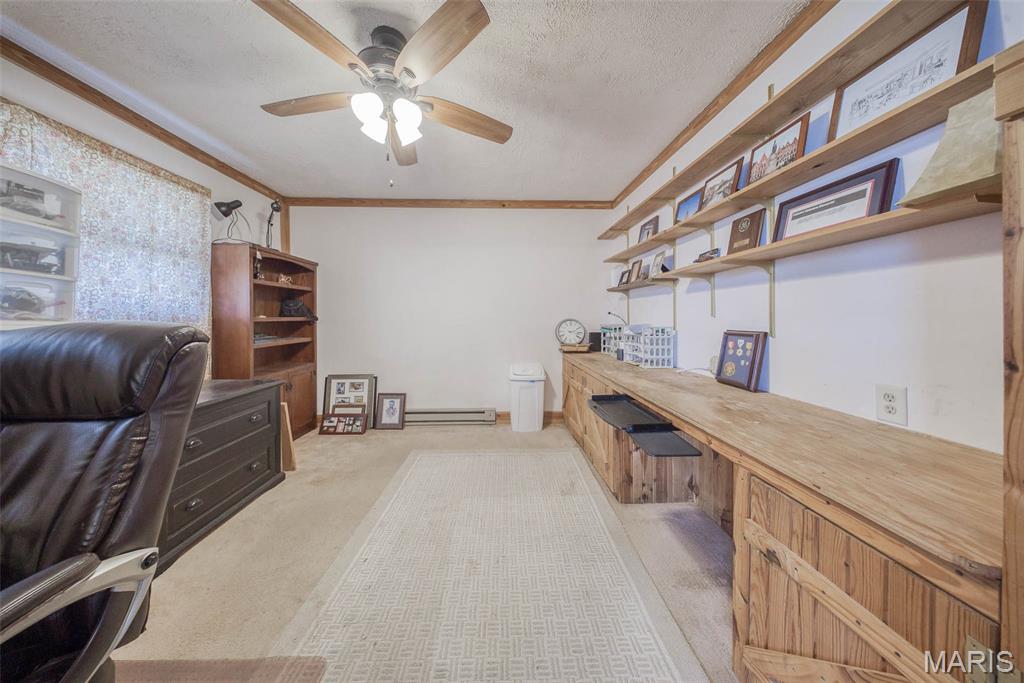 402 Locust Street Cuba, MO 65453 - Photo 8 of 68
