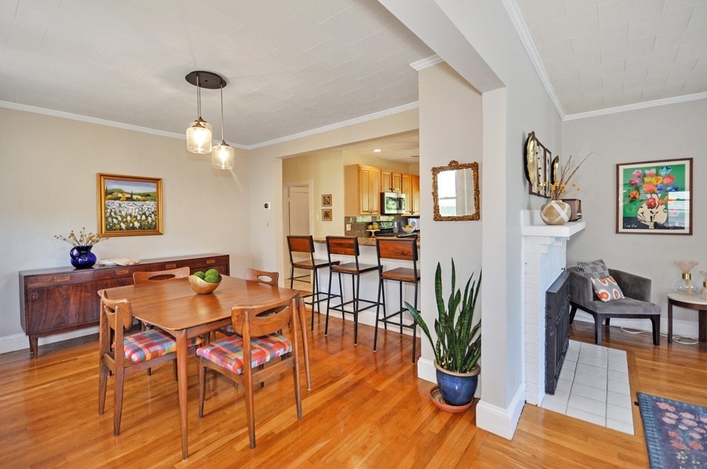 112 Newland Road Arlington, MA 02474 - Photo 9 of 34 Gallery Image 9