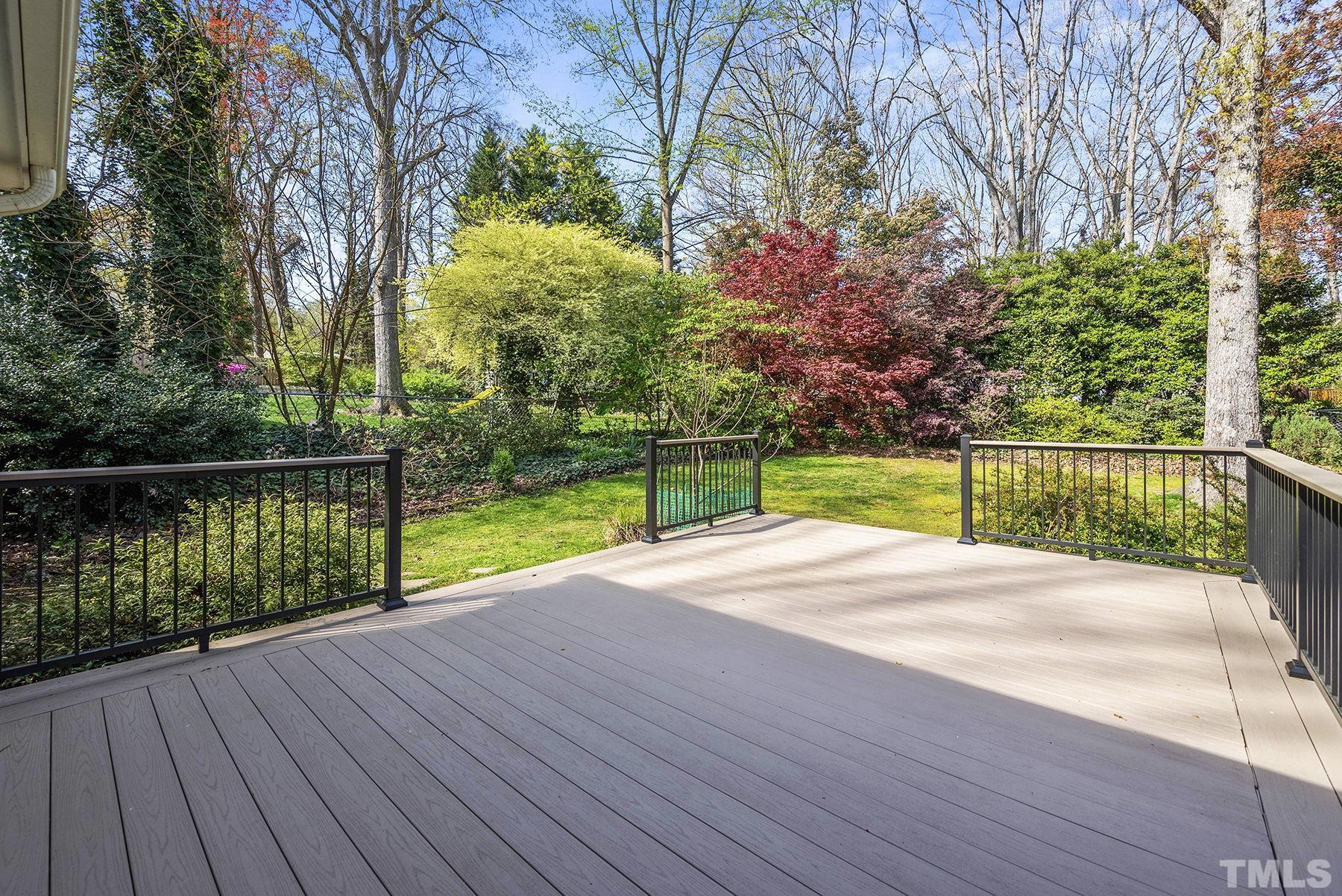 5505 Knollwood Road Raleigh, NC 27609 - Photo 27 of 33