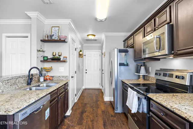 $369,900 | 2476 Gibson Circle, Unit 1, Sevierville, TN 37876