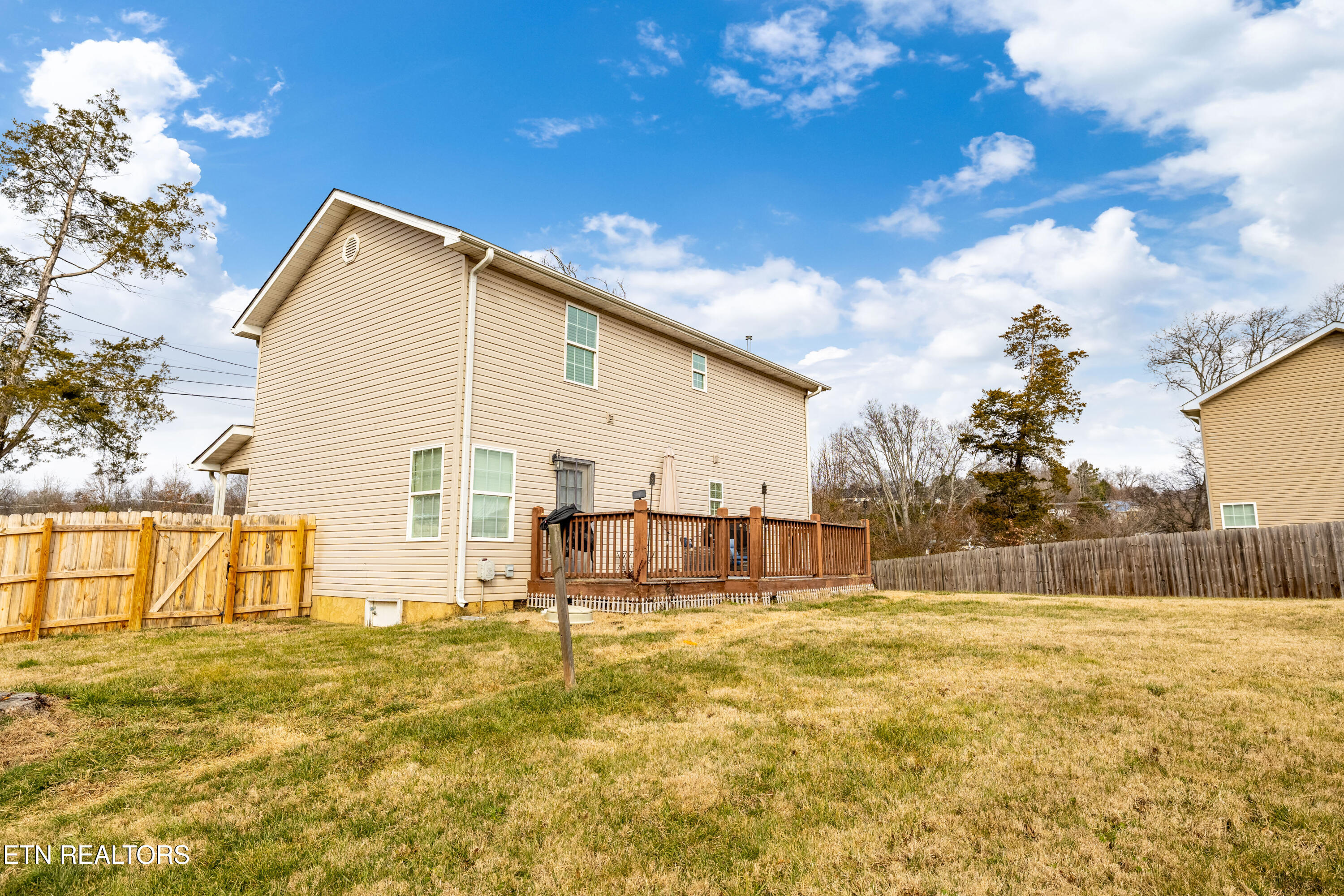 2476 Gibson Circle, Unit 1 Sevierville, TN 37876 - Photo 36 of 41 2476GibsonCir-35