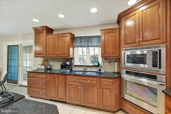 $900,000 | 1635 Meadowlark Road, Reading, PA 19610