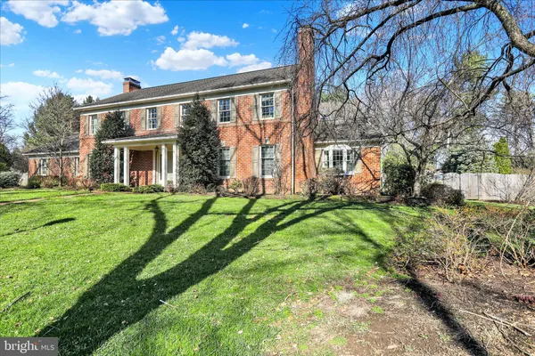 $900,000 | 1635 Meadowlark Road, Reading, PA 19610