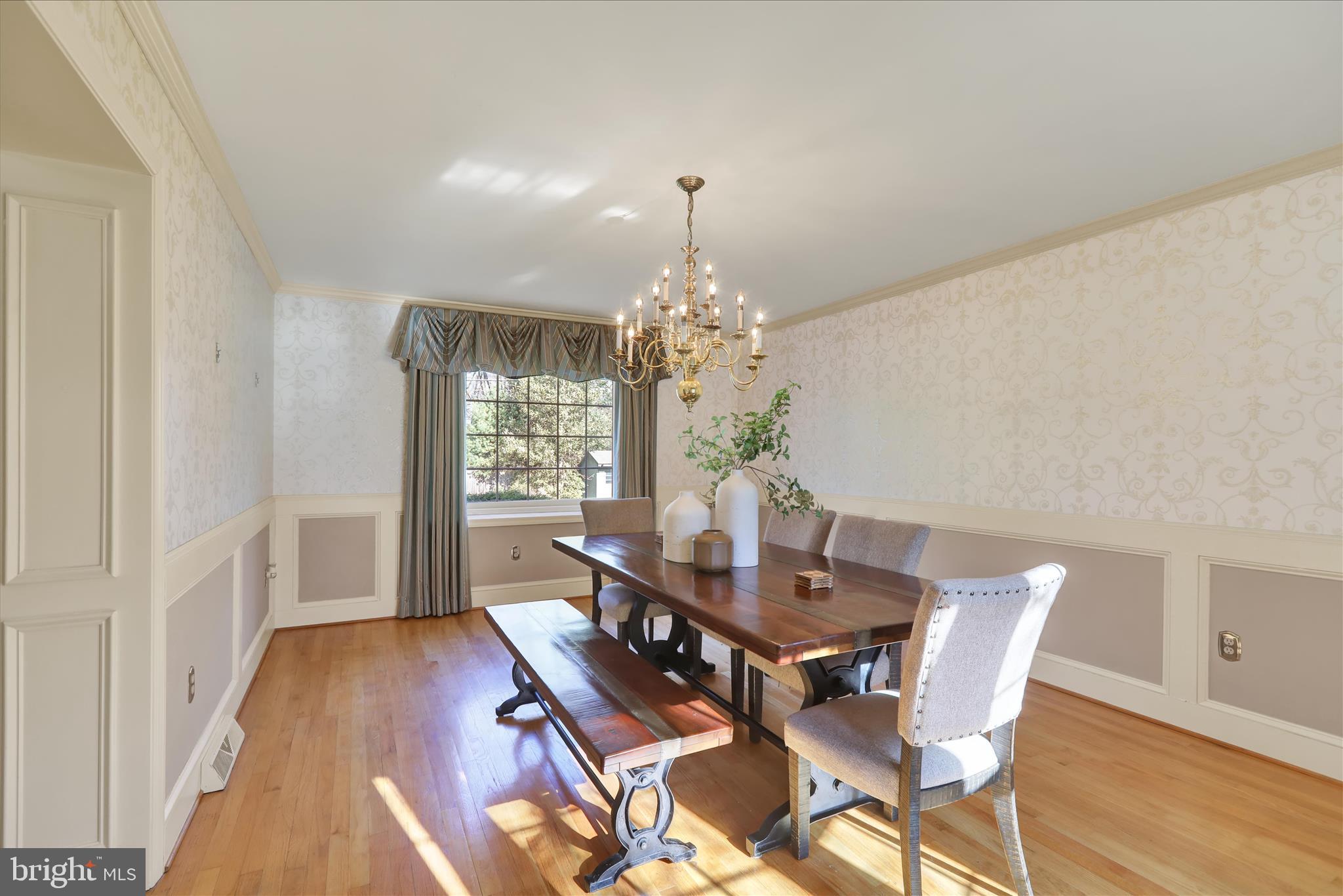 1635 Meadowlark Road Reading, PA 19610 - Photo 21 of 59 Dining Room