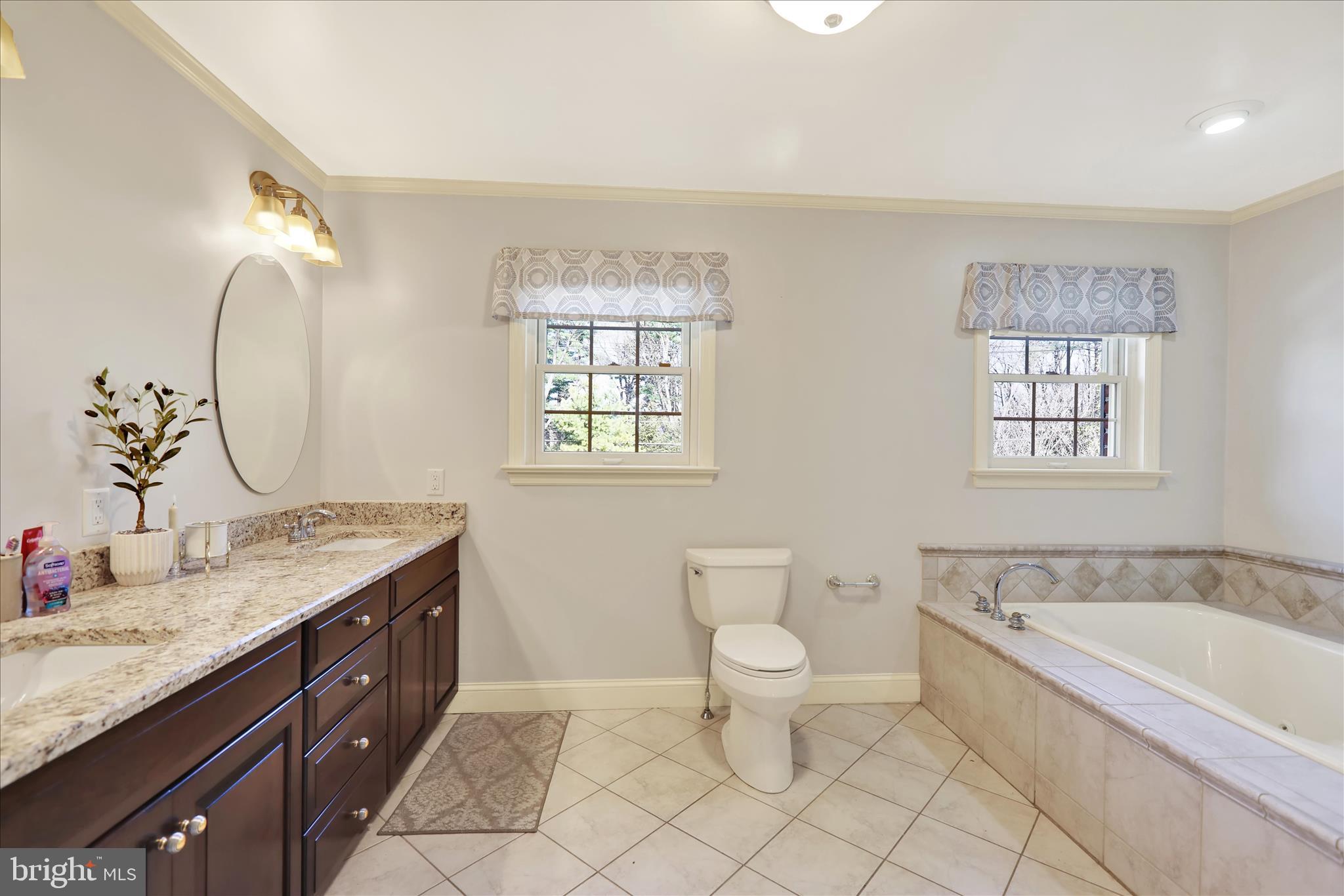 1635 Meadowlark Road Reading, PA 19610 - Photo 30 of 59 Primary Full Bath