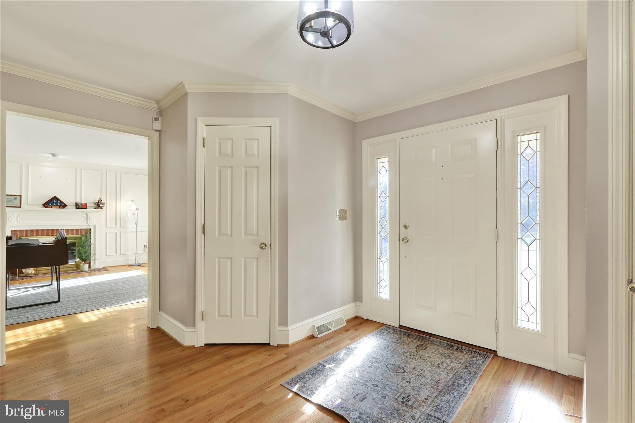 1635 Meadowlark Road Reading, PA 19610 - Photo 5 of 59 Foyer