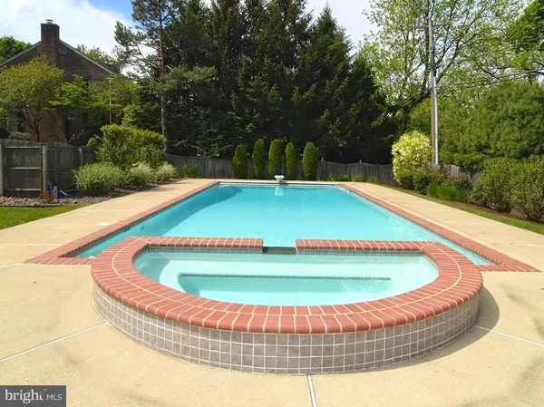 $900,000 | 1635 Meadowlark Road, Reading, PA 19610