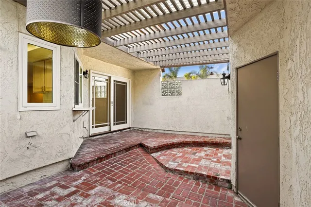 $4,000 | 4396 Sea Harbour Drive, Huntington Beach, CA 92649