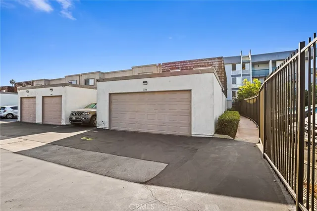 $4,000 | 4396 Sea Harbour Drive, Huntington Beach, CA 92649