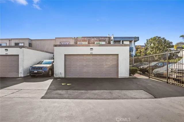 $4,000 | 4396 Sea Harbour Drive, Huntington Beach, CA 92649