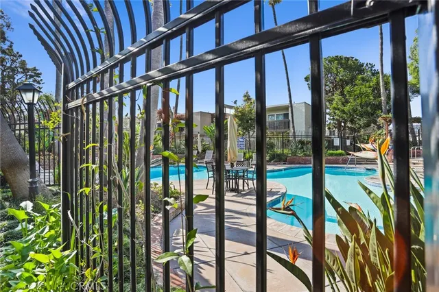 $4,000 | 4396 Sea Harbour Drive, Huntington Beach, CA 92649