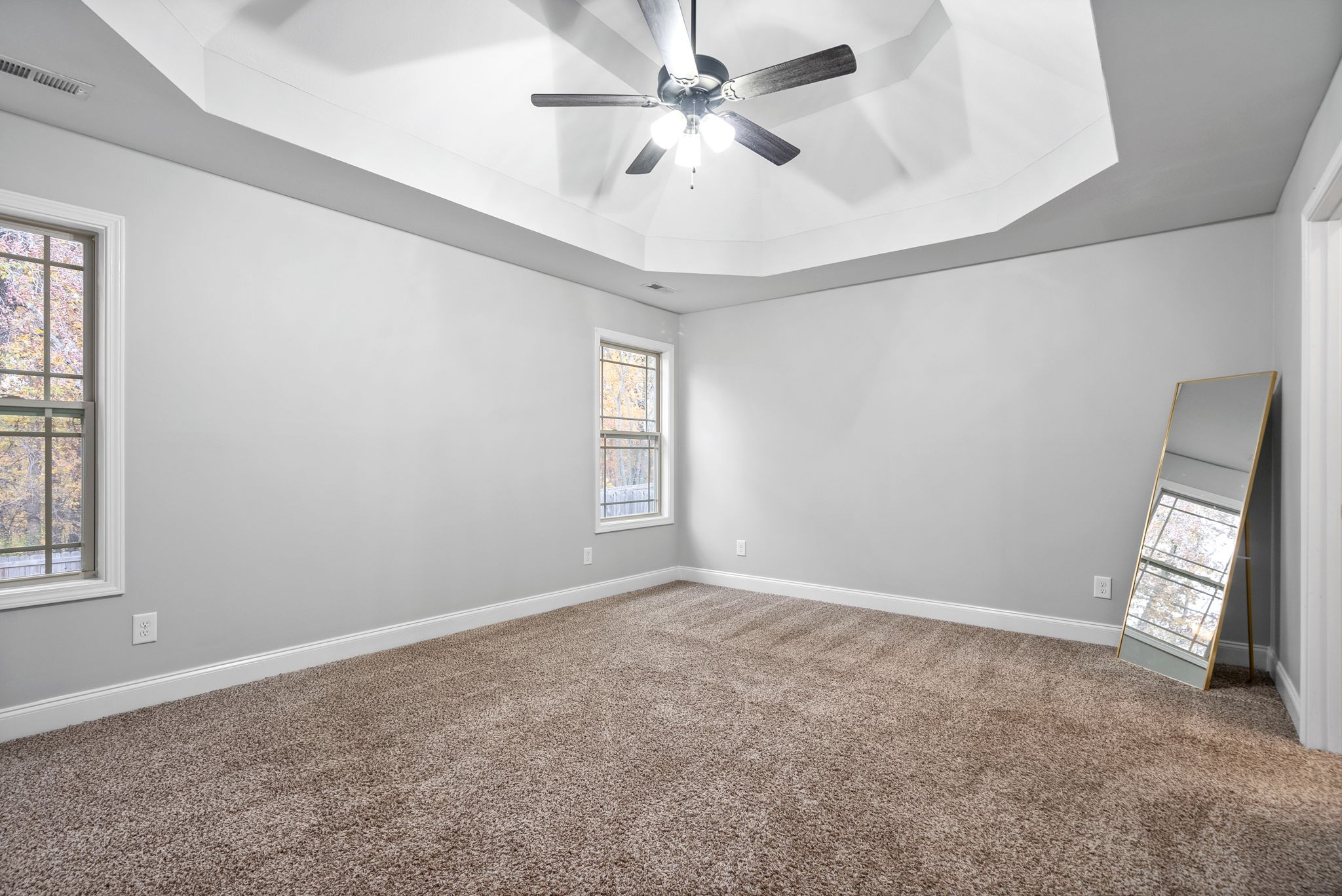 1796 Rains Road Clarksville, TN 37042 - Photo 16 of 29 Gallery Image 16