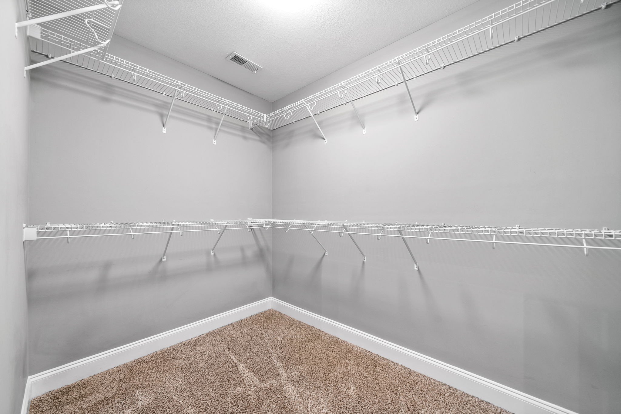 1796 Rains Road Clarksville, TN 37042 - Photo 20 of 29 Gallery Image 20