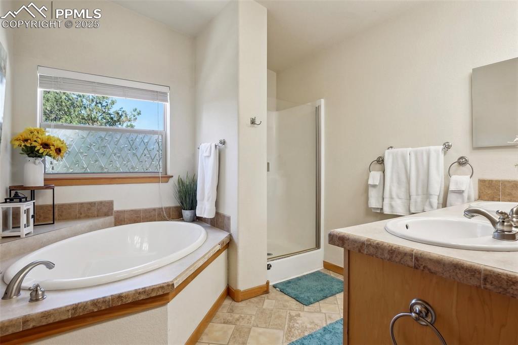 738 Rangeview Road Divide, CO 80814 - Photo 17 of 33