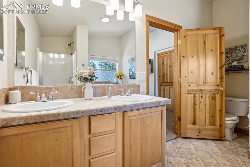 738 Rangeview Road Divide, CO 80814 - Photo 18 of 33