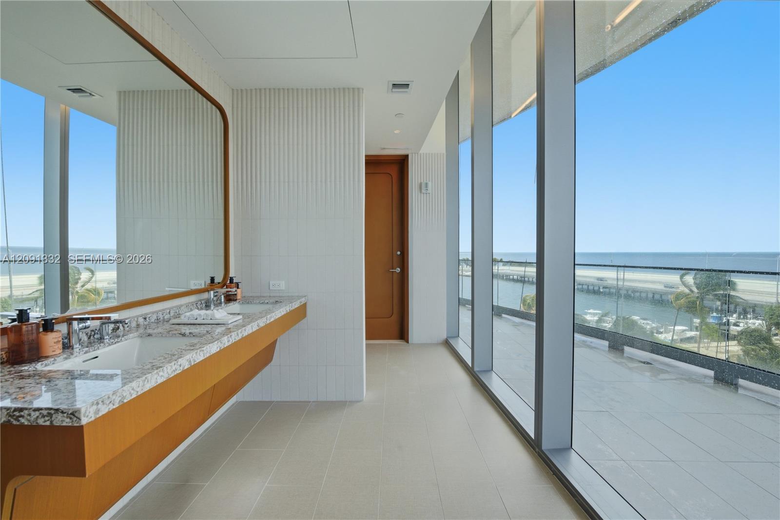 175 Southeast 25th Road, Unit 3302 Miami, FL 33129 - Photo 51 of 83 Gallery Image 51