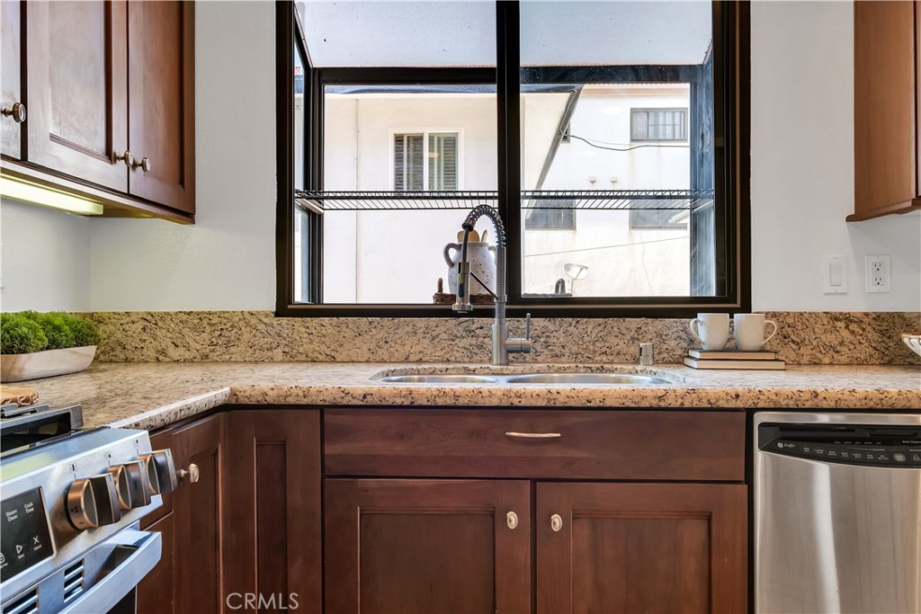 935 Main Street El Segundo, CA 90245 - Photo 20 of 41