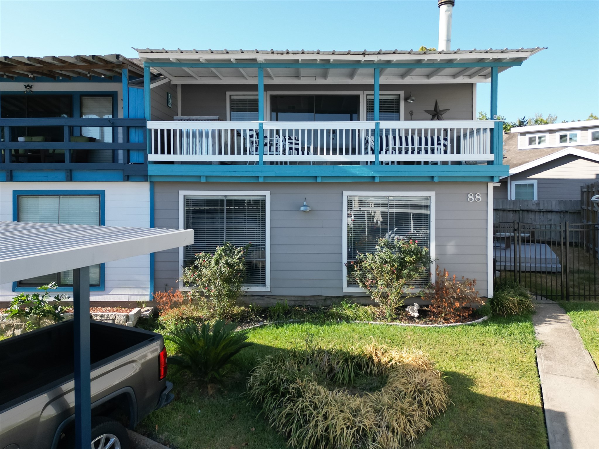 88 Lakeview Village Conroe, TX 77356 - Photo 2 of 32