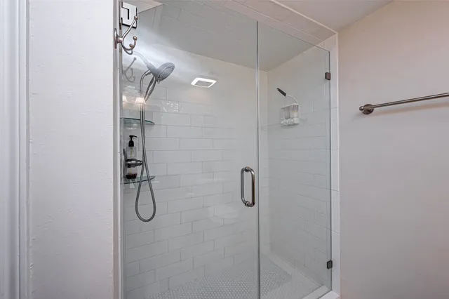 $289,000 | 88 Lakeview Village, Conroe, TX 77356