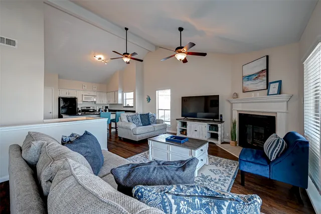 $289,000 | 88 Lakeview Village, Conroe, TX 77356