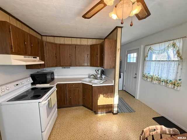 $125,000 | 1622 Melrose Drive, Quincy, IL 62301