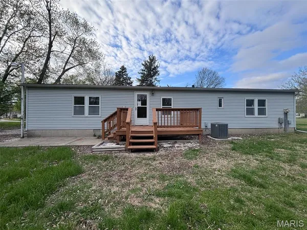 $75,000 | 256 North 2nd Street, Livingston, IL 62058