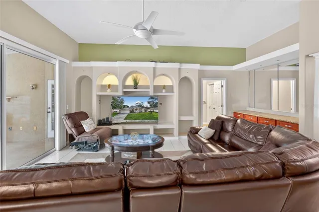 $449,990 | 937 Cumberland Circle, Minneola, FL 34715