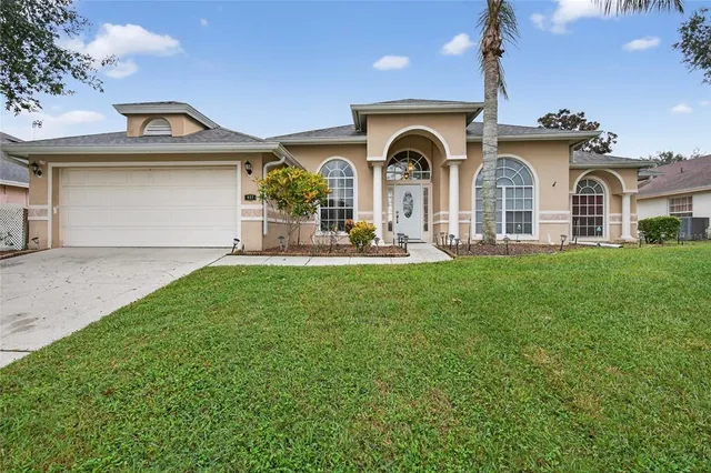 $449,990 | 937 Cumberland Circle, Minneola, FL 34715