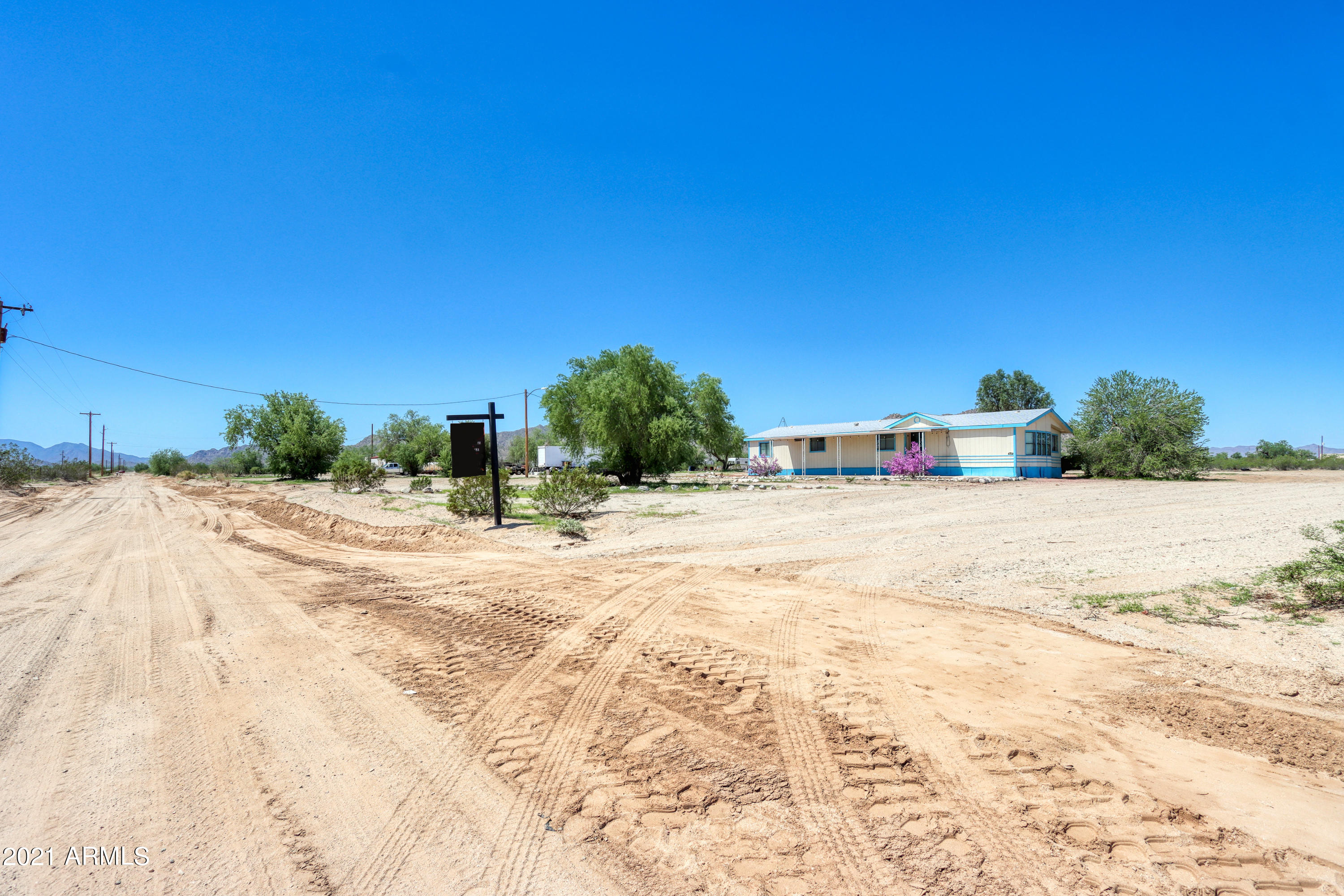 4754 North Hidden Valley Road Maricopa, AZ 85139 - Photo 23 of 34 01
