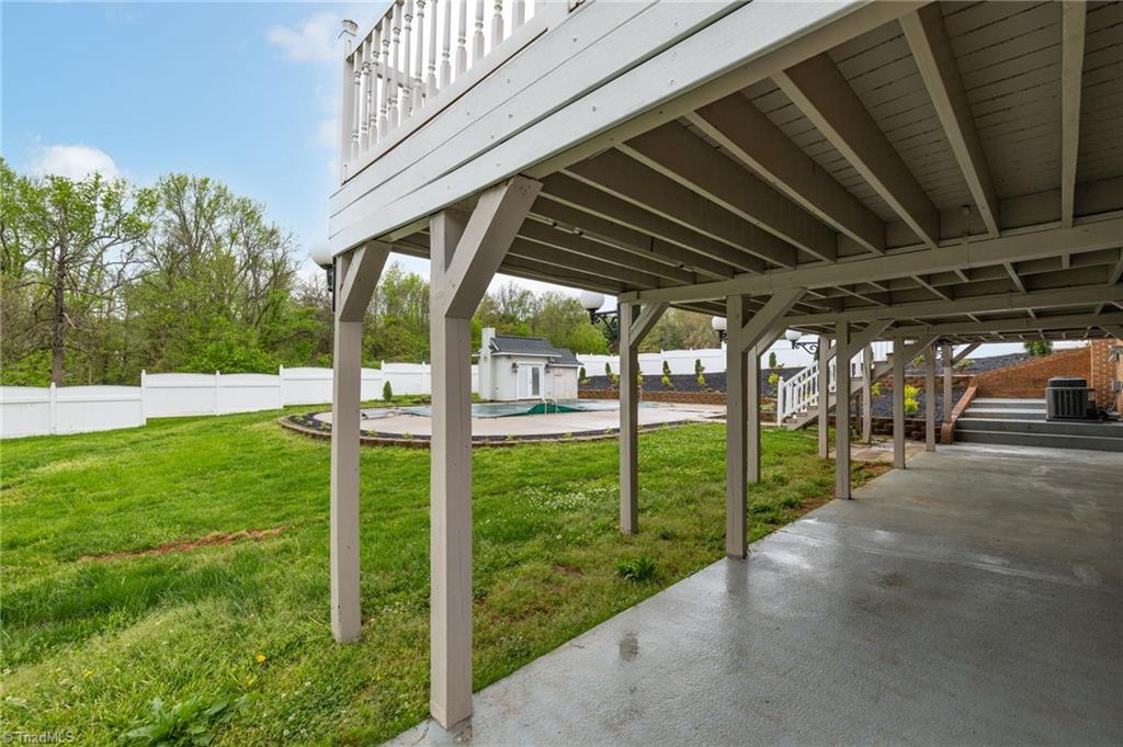194 Old Farm Road Thomasville, NC 27360 - Photo 11 of 49 Gallery Image 11
