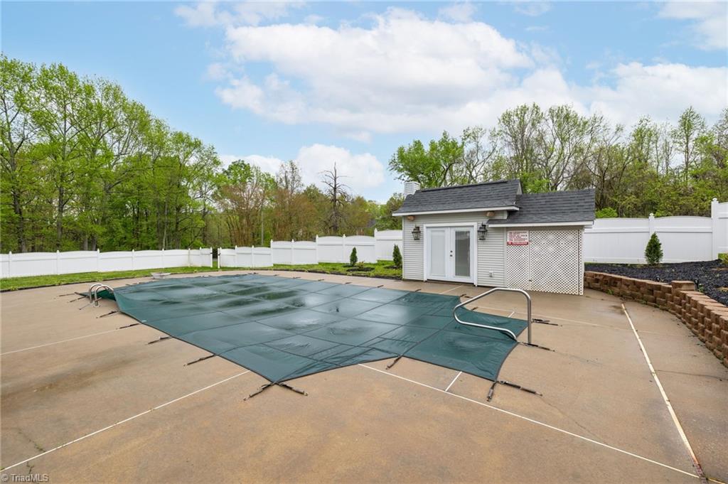 194 Old Farm Road Thomasville, NC 27360 - Photo 14 of 49 Gallery Image 14