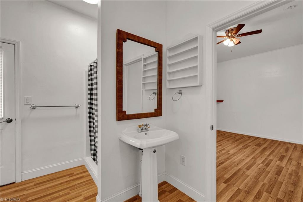 194 Old Farm Road Thomasville, NC 27360 - Photo 35 of 49 Gallery Image 35
