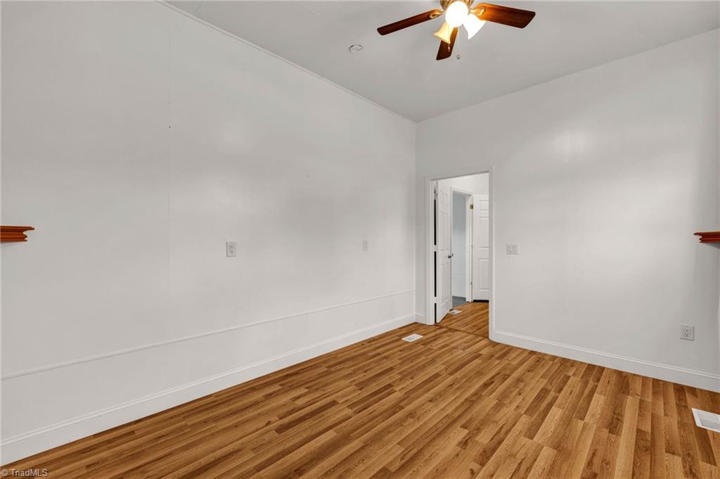 194 Old Farm Road Thomasville, NC 27360 - Photo 37 of 49 Gallery Image 37