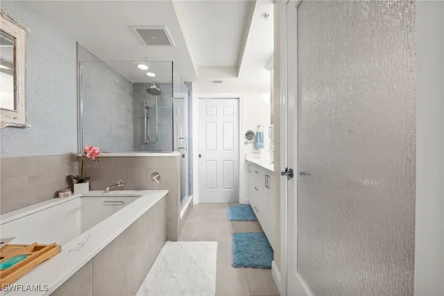 $599,900 | 2745 First Street, Unit 1602, Fort Myers, FL 33916