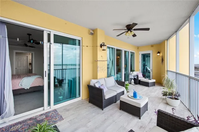 $599,900 | 2745 First Street, Unit 1602, Fort Myers, FL 33916