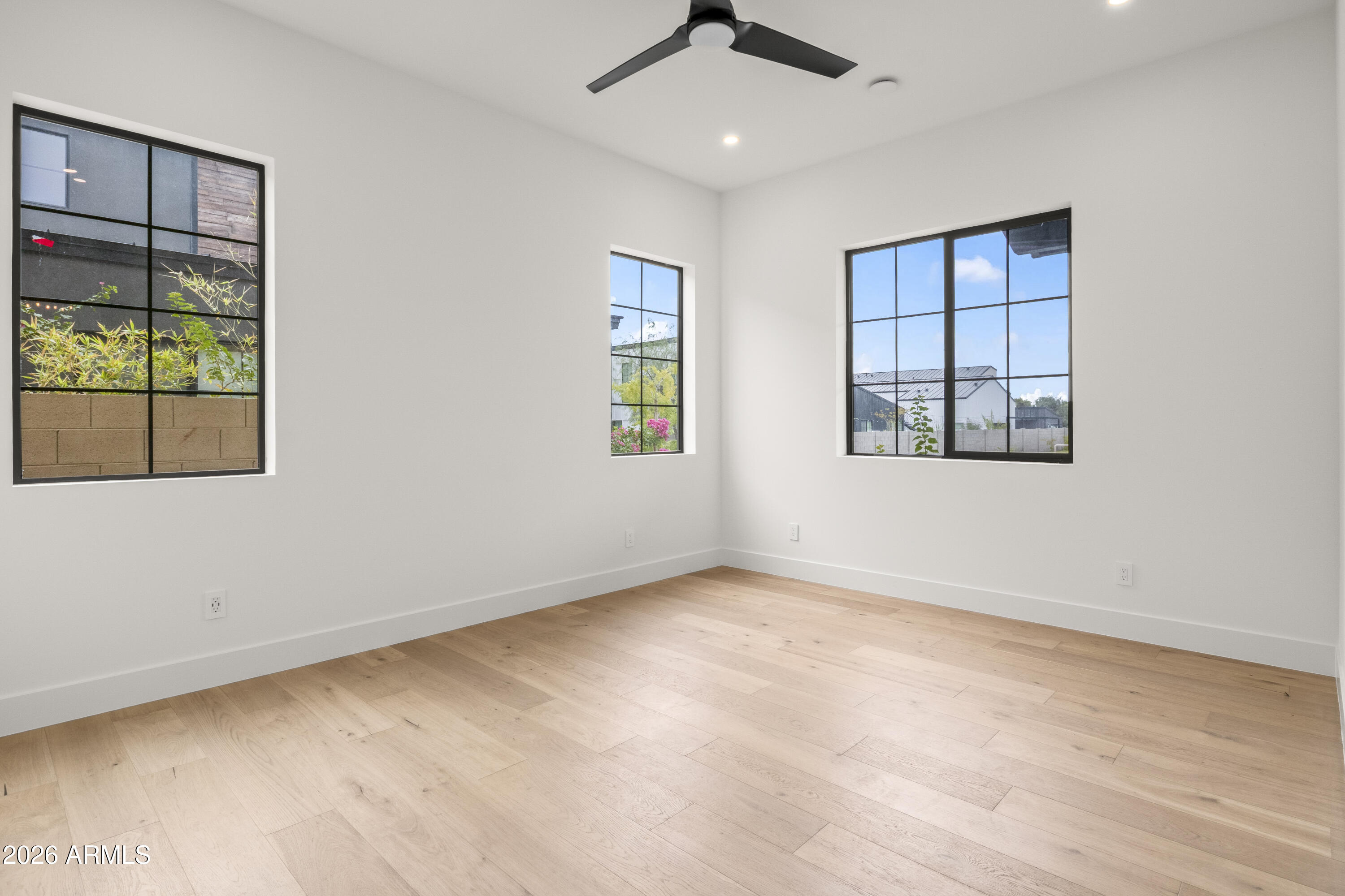 915 West Ardmore Road, Unit 11 Phoenix, AZ 85041 - Photo 10 of 44 IMG_2713