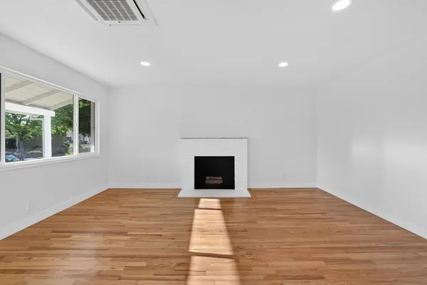 $459,999 | 5250 Emerson Road, Sacramento, CA 95820