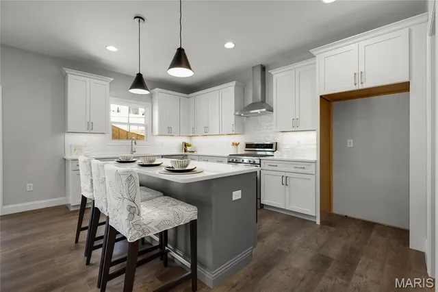 $679,900 | 9239 Merritt Avenue, Rock Hill, MO 63144