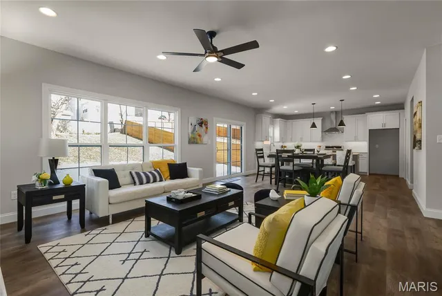 $679,900 | 9239 Merritt Avenue, Rock Hill, MO 63144