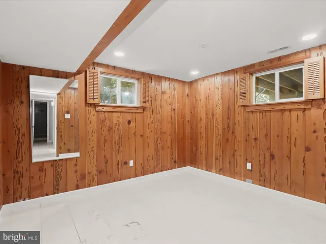 $4,000 | 12516 Two Farm Drive, Silver Spring, MD 20904