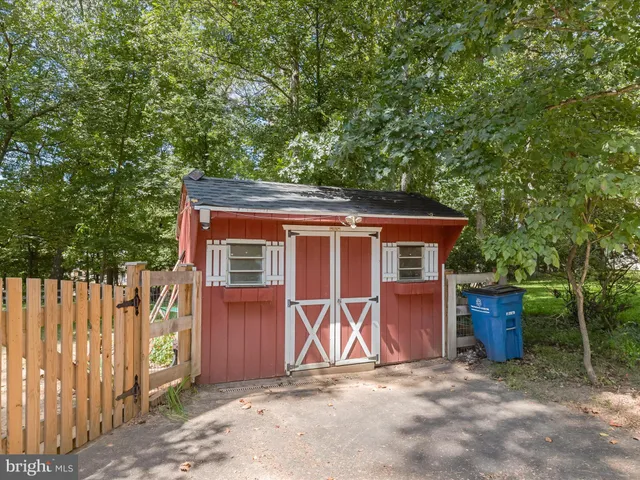 $4,000 | 12516 Two Farm Drive, Silver Spring, MD 20904