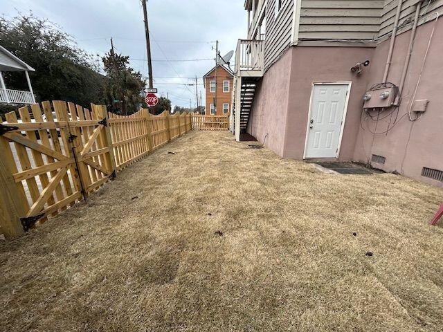 61 Cooper Street, Unit A Charleston, SC 29403 - Photo 15 of 15 Yard maintained by Owner