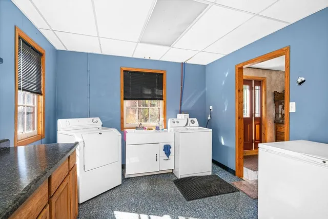 $450,000 | 4892 Highway 61, Silver Bay, MN 55614