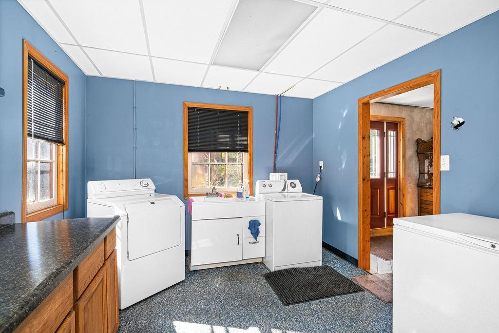 4892 Highway 61 Silver Bay, MN 55614 - Photo 15 of 37