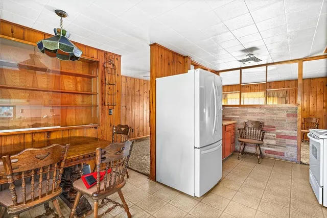 $450,000 | 4892 Highway 61, Silver Bay, MN 55614