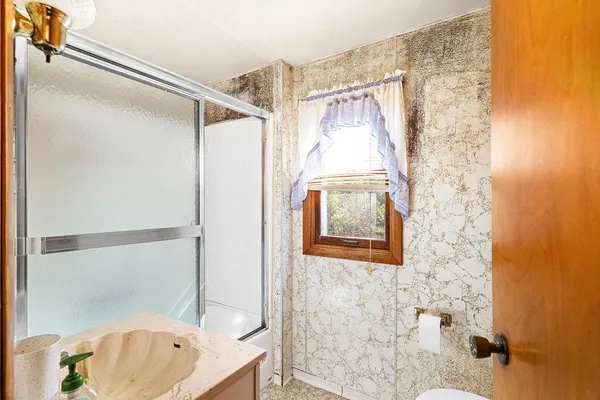 $450,000 | 4892 Highway 61, Silver Bay, MN 55614