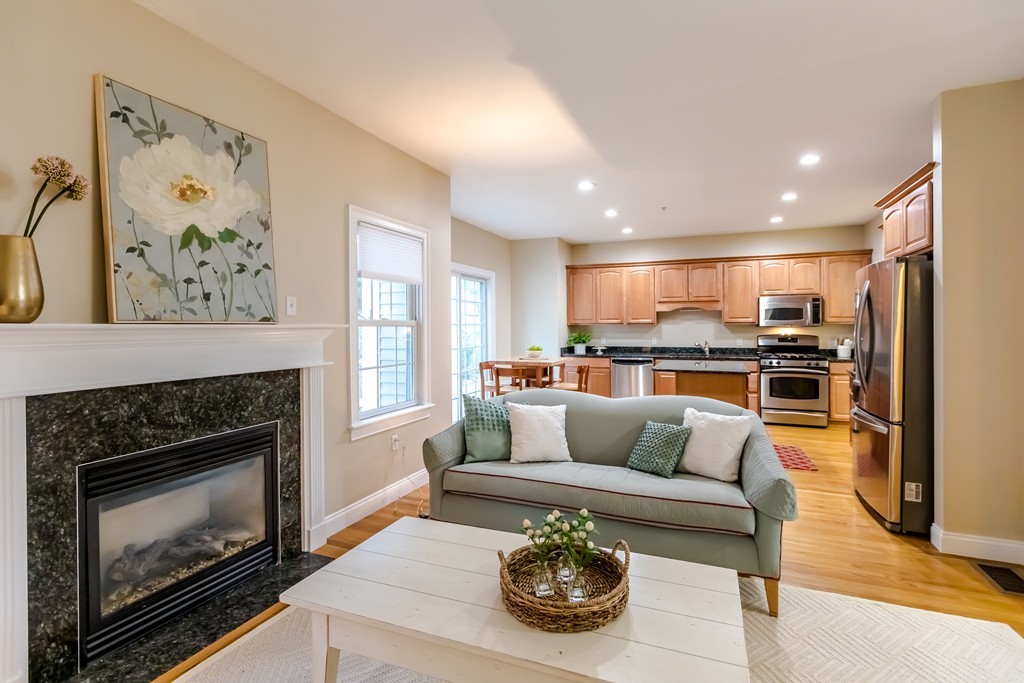 725 Boston Post Road, Unit 7 Sudbury, MA 01776 - Photo 9 of 25 Gallery Image 9