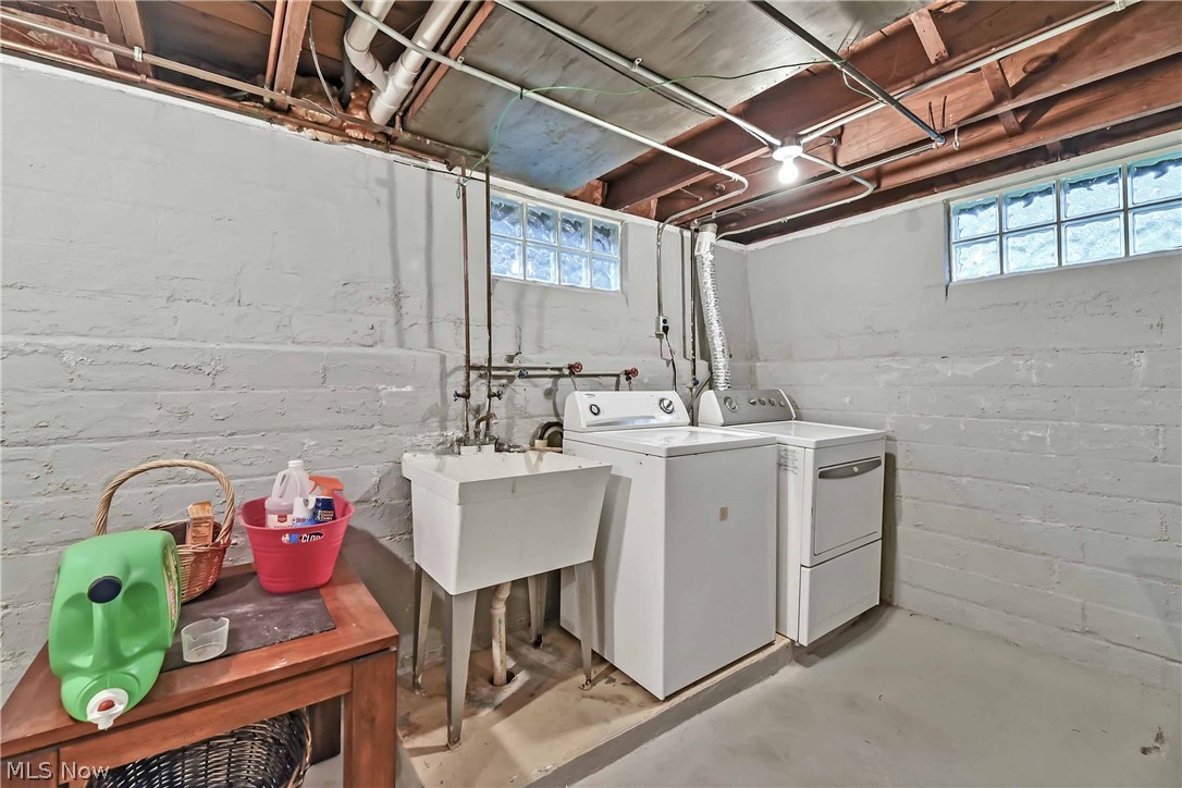 16106 Munn Road Cleveland, OH 44111 - Photo 29 of 34 Gallery Image 29
