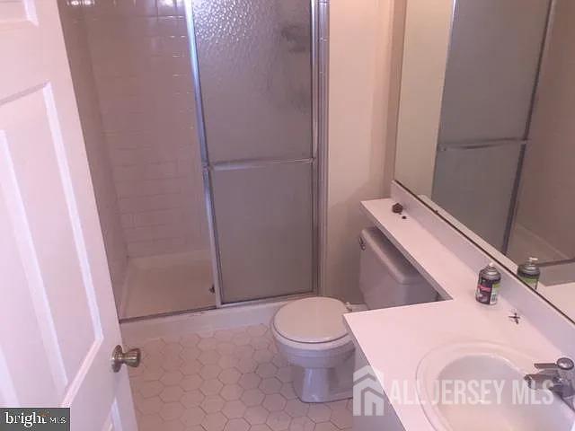 72 Joyner Court Lawrence Township, NJ 08648 - Photo 3 of 11