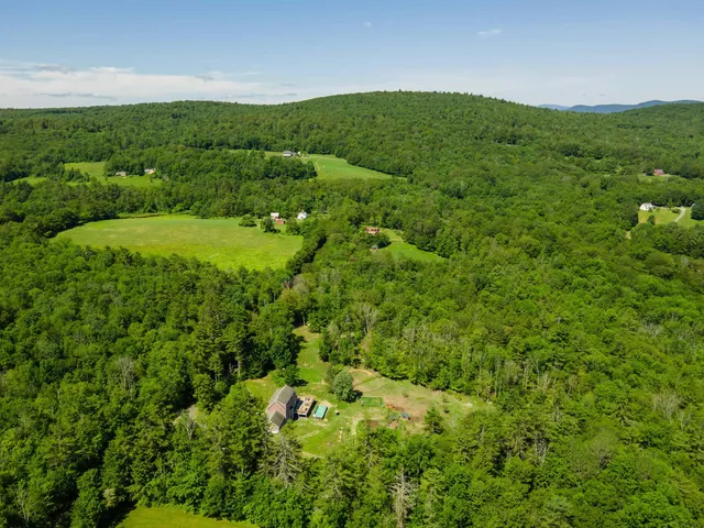 $997,000 | 320 Old Bow Road, Weathersfield, VT 05156